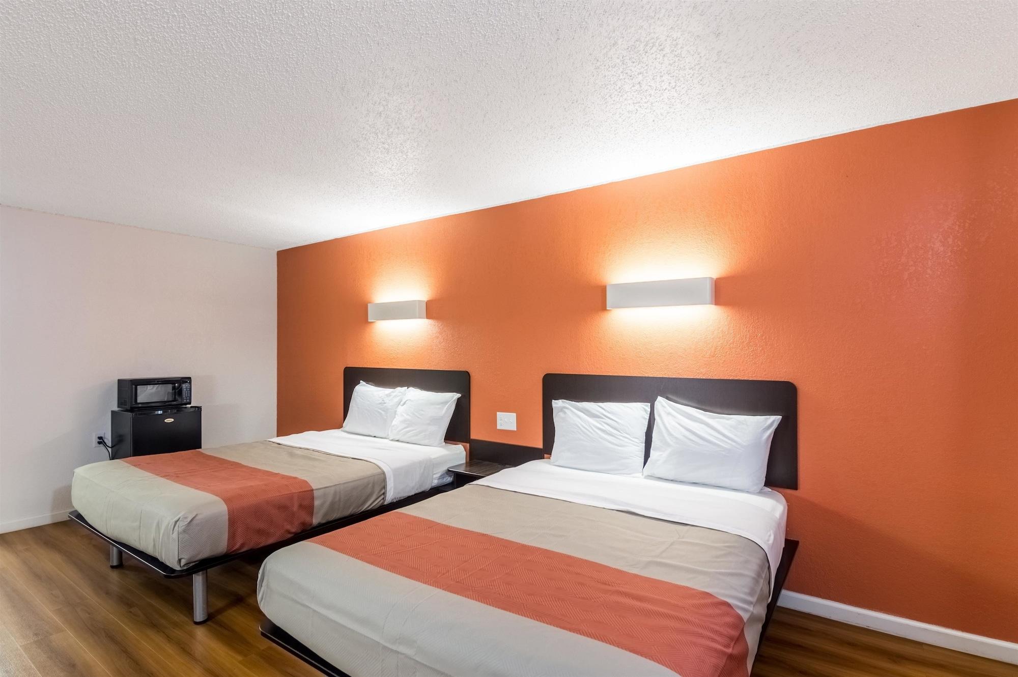 Motel 6-Clinton, Ok Εξωτερικό φωτογραφία