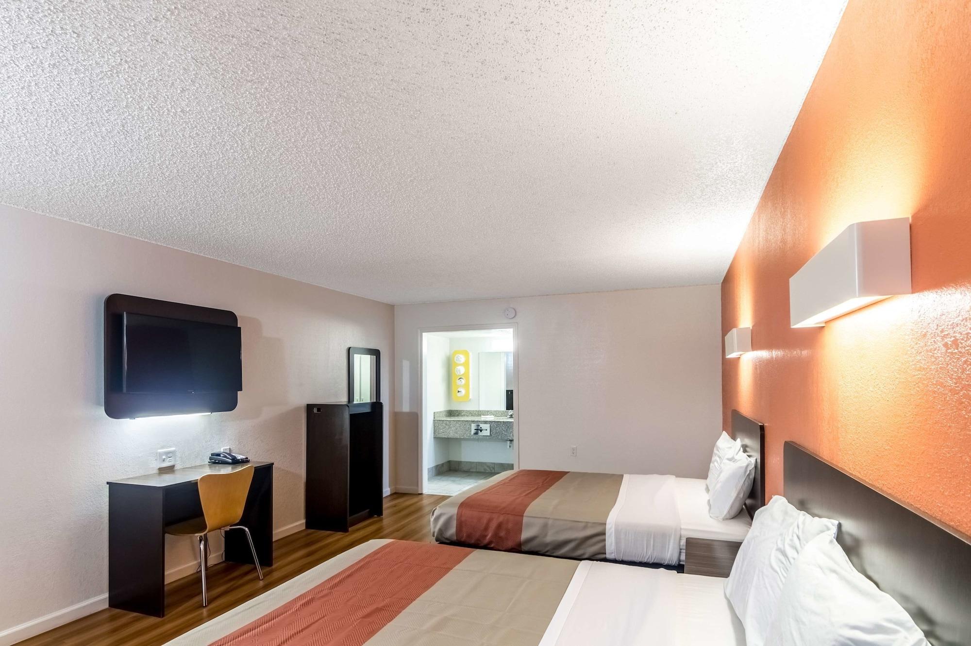Motel 6-Clinton, Ok Εξωτερικό φωτογραφία